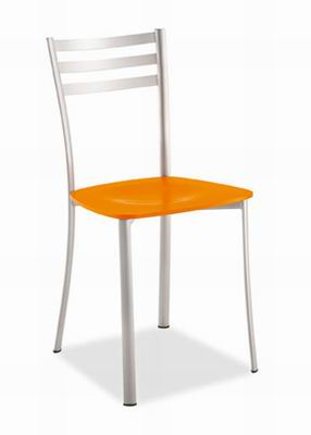 ICE sedia   Sedia e sgabello con struttura in metallo satinato alluminio. Sedile in legno multistrato nei colori: wengÃ¨, naturale, ciliegio, o laccato nei colori  : bianco, arancio, verde, rosso.